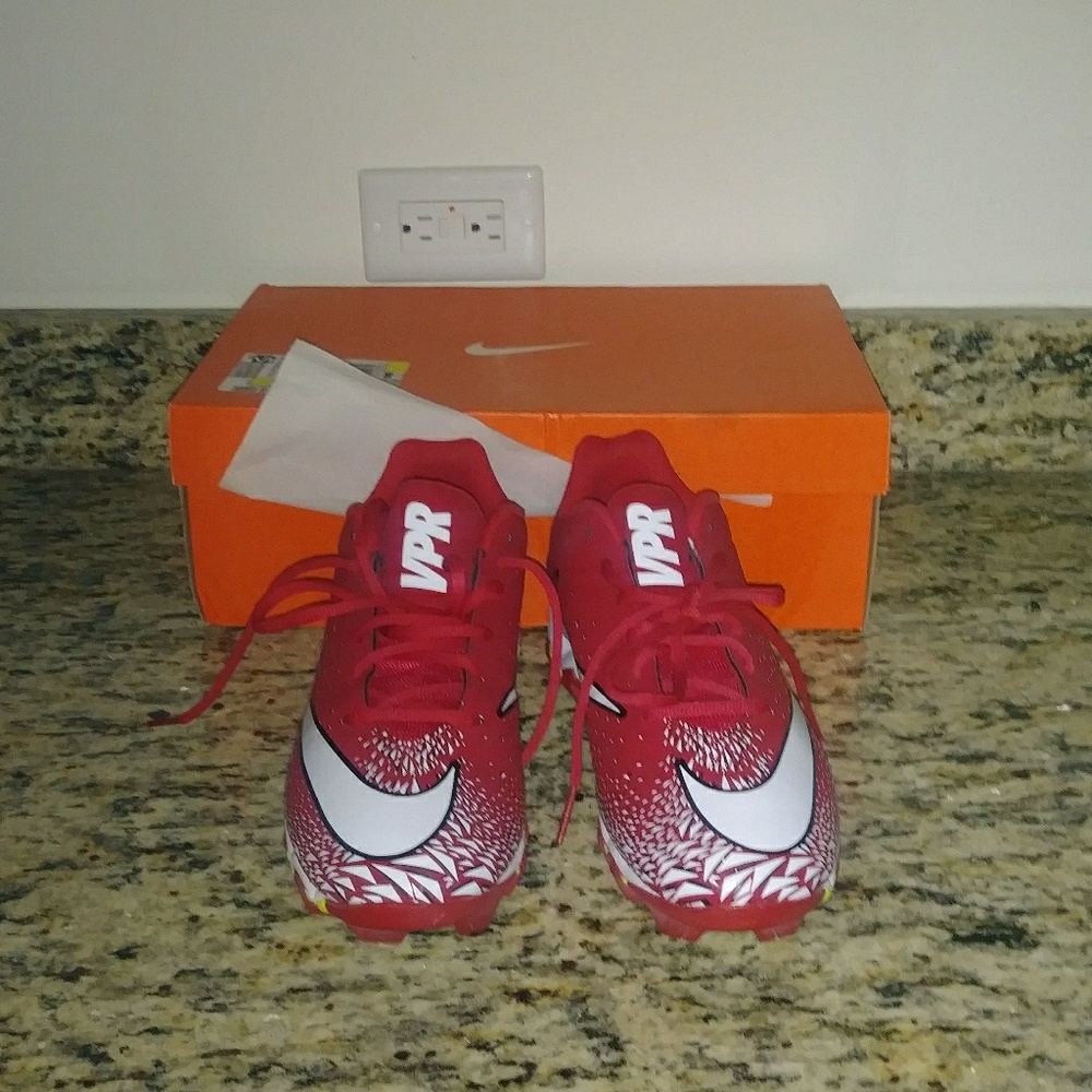 Nike VPR Cleats